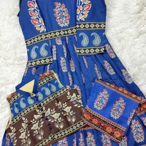 MAXI FROCK + SEPARATE KOTI TRENDING ARTICLE